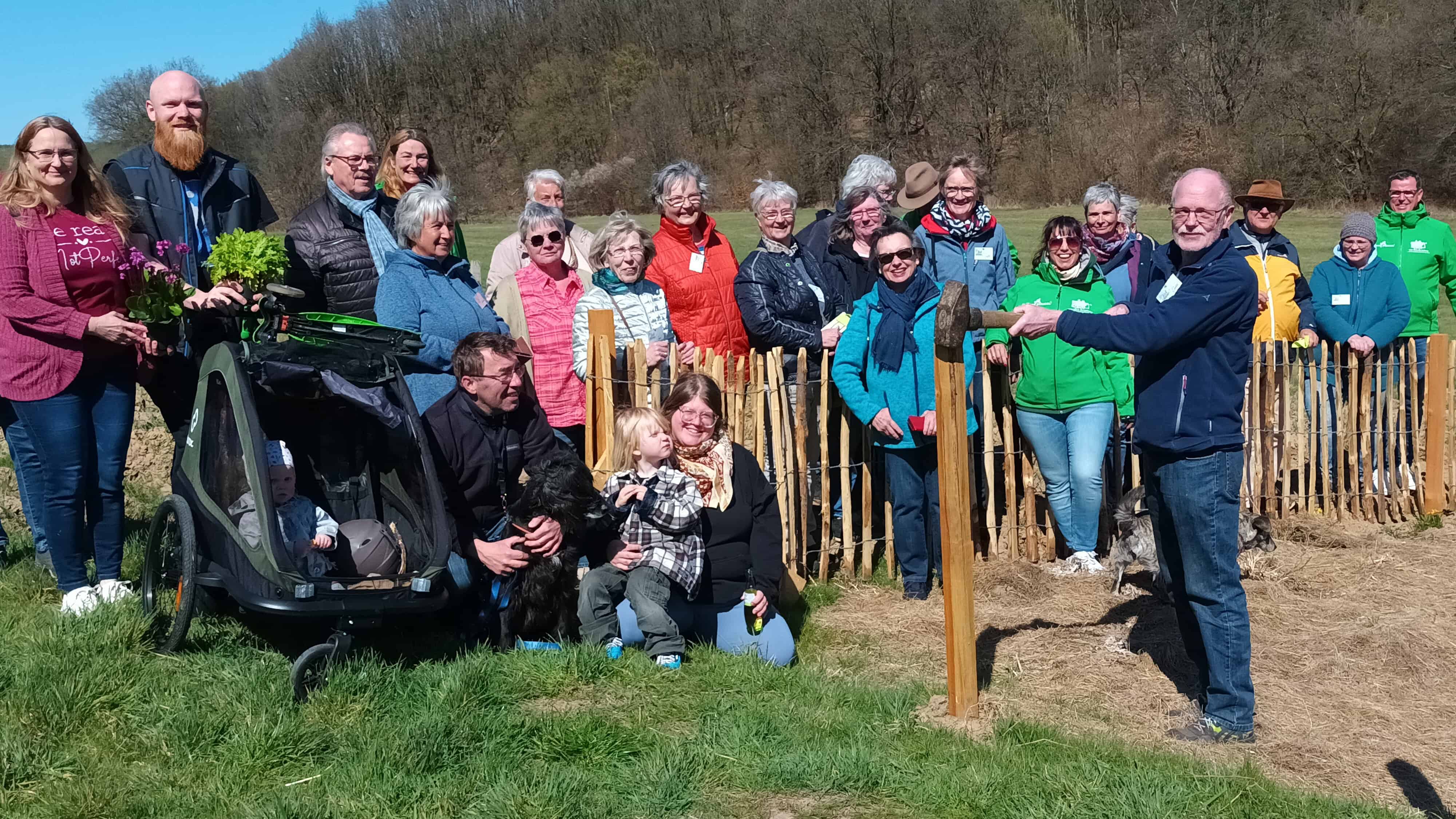 Gartenmarkt im Klimagarten der LandFrauen