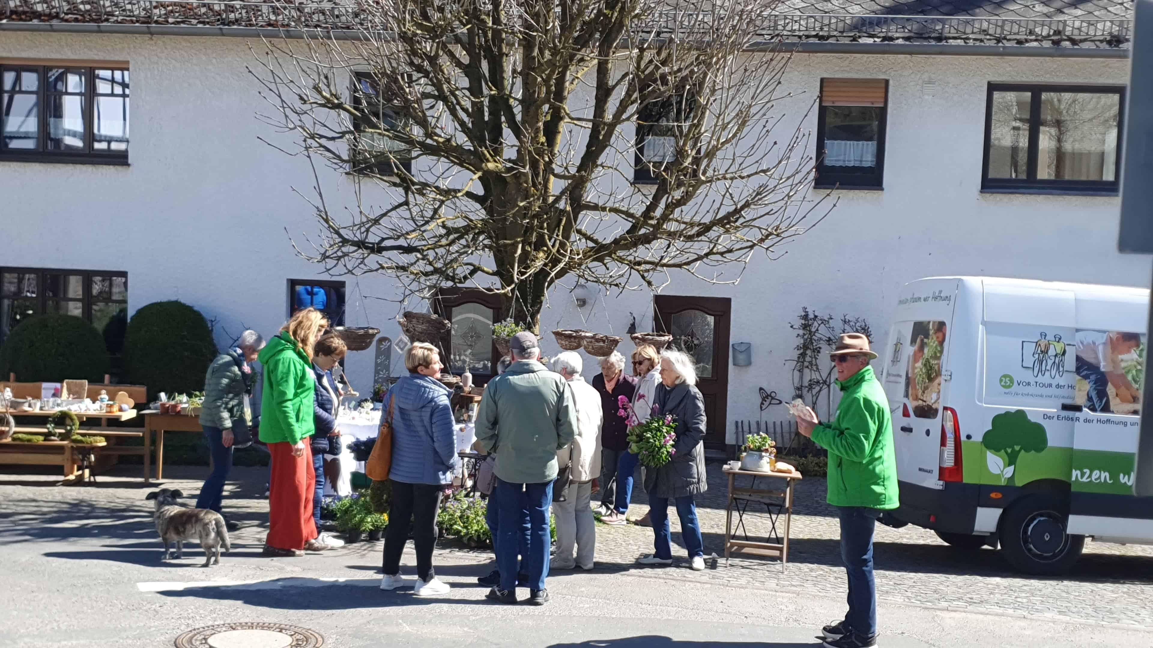 Gartenmarkt im Klimagarten der LandFrauen