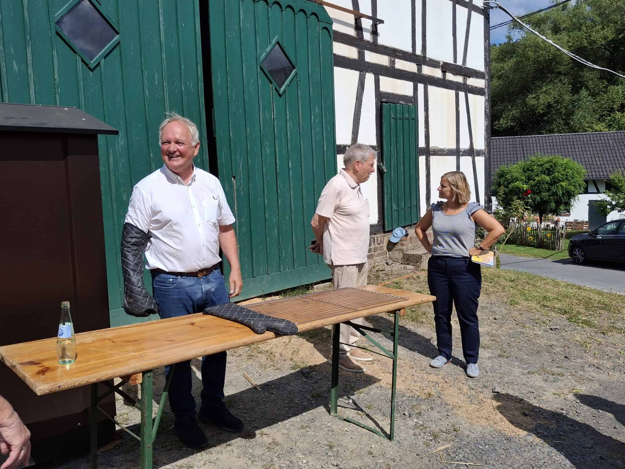 Klimaschutzministerin zu Besuch im Klimagarten der LandFrauen