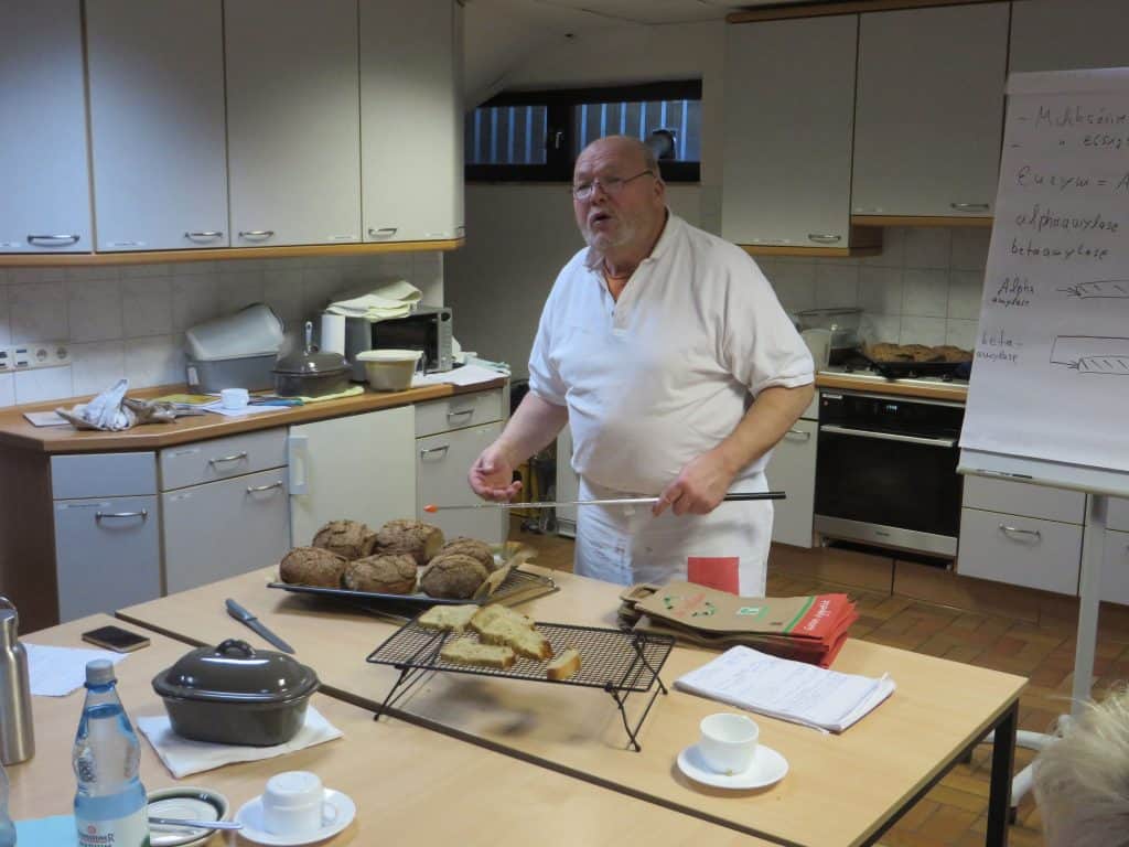 Brotbackkurs mit den LandFrauen Wisserland – Foto 3