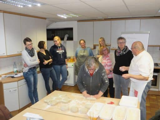 Brotbackkurs mit den LandFrauen Wisserland – Foto 1
