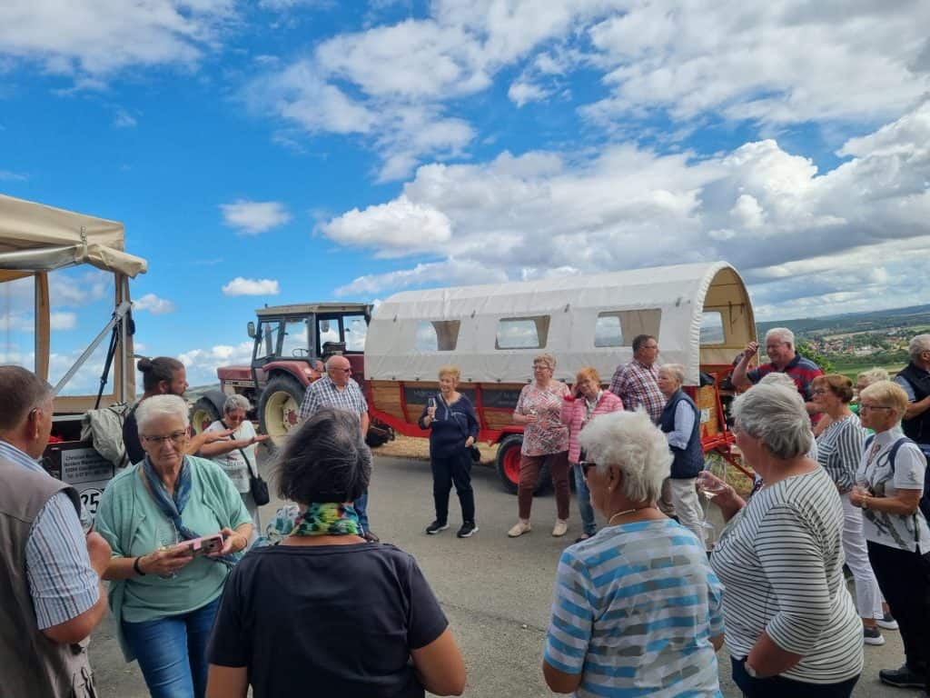 Tagesauflug der LandFrauen Frischer Wind e.V. Weyerbusch zur Loreley und nach Gau Bickelheim – Foto 7