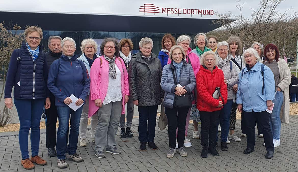 Landfrauen besuchten Creativa in Dortmund – Foto 1