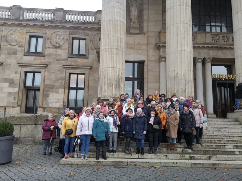 Weihnachtliche Stimmung in Wiesbaden. – Foto 1