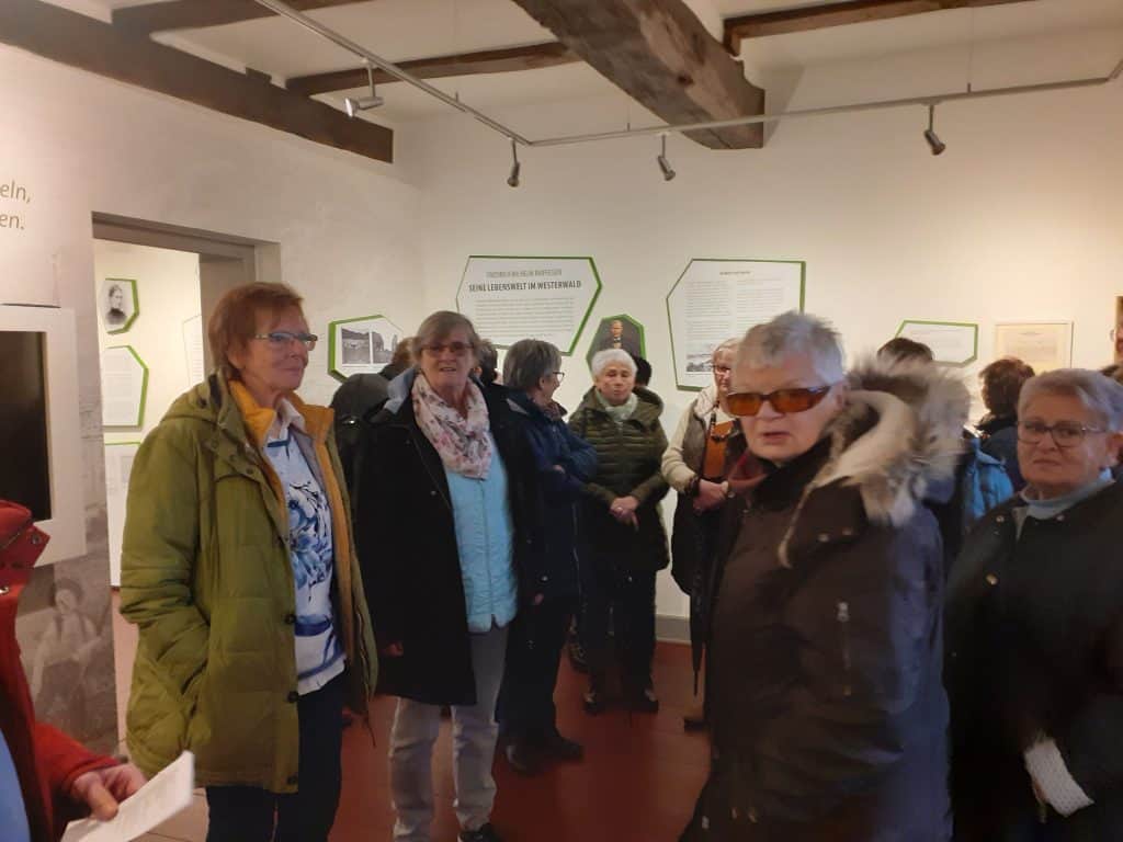 LandFrauen Hamm auf den Spuren von F.W.Raiffeisen. – Foto 2