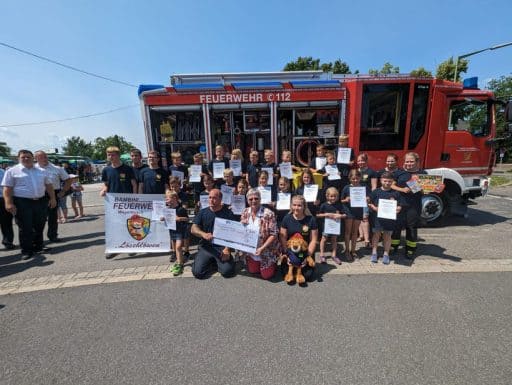 Spende für den Feuerwehr-Nachwuchs – Foto 1