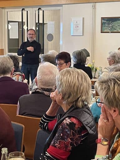 Mitgliedertreffen der Landfrauen in Isert – Foto 1