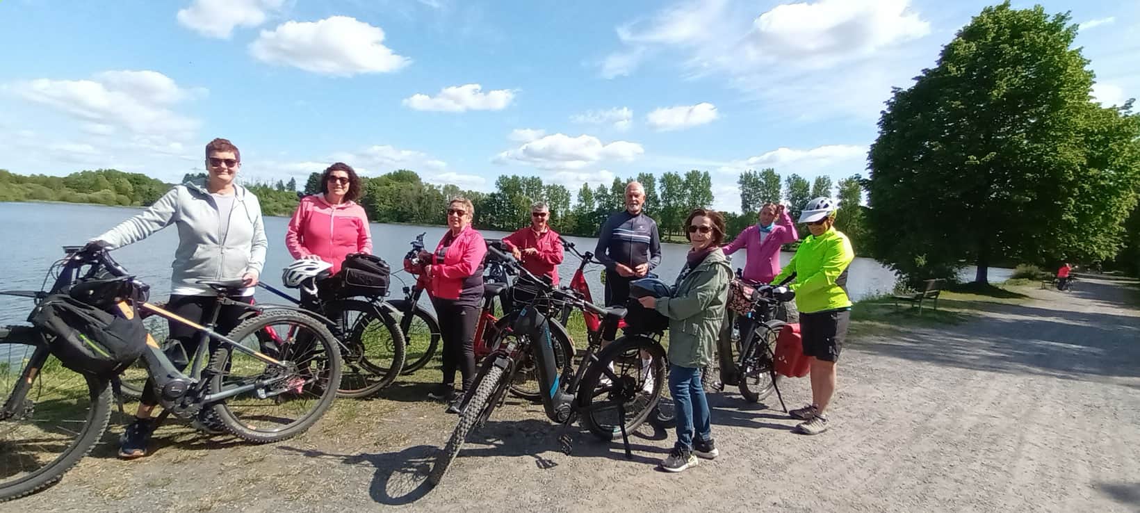 LandFrauen Gebhardshain auf Drei-Seen-E-Biketour – Foto 1