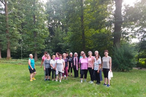 Qi Gong im Klostergarten in Betzdorf-Bruche – Foto 1