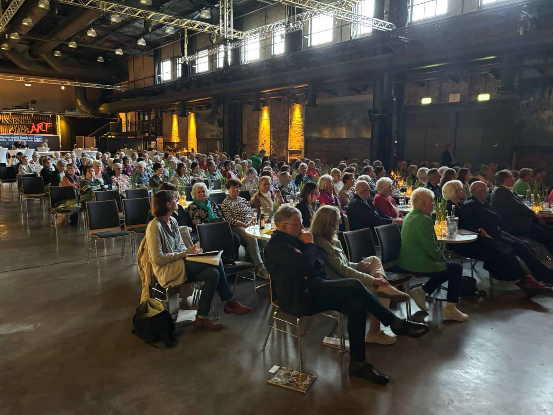 2025 – LandFrauen starten im KulturWerk Wissen auf Kurs in die Zukunft – Foto 9