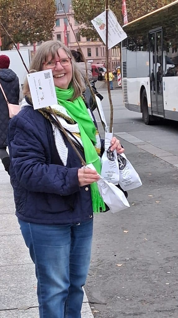 Aktion für Demokratie und Nachhaltigkeit heute in Mainz! – Foto 4