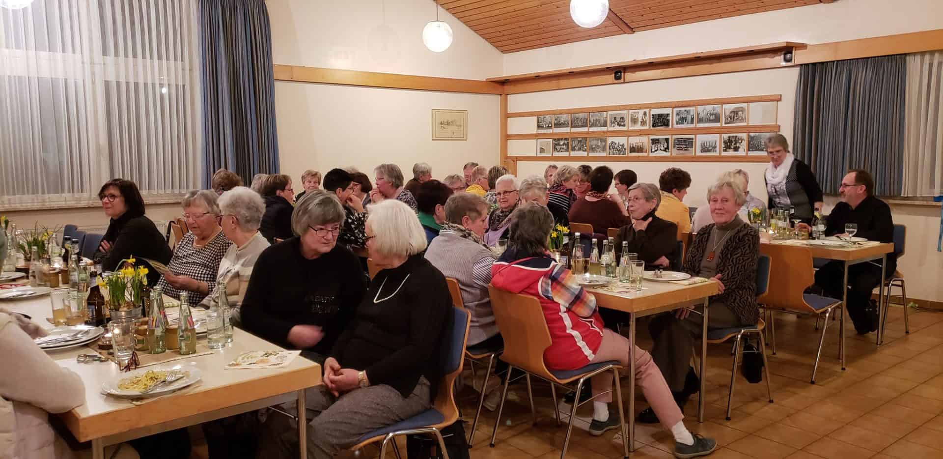 Mitgliedertreffen der Landfrauen in Isert – Foto 2