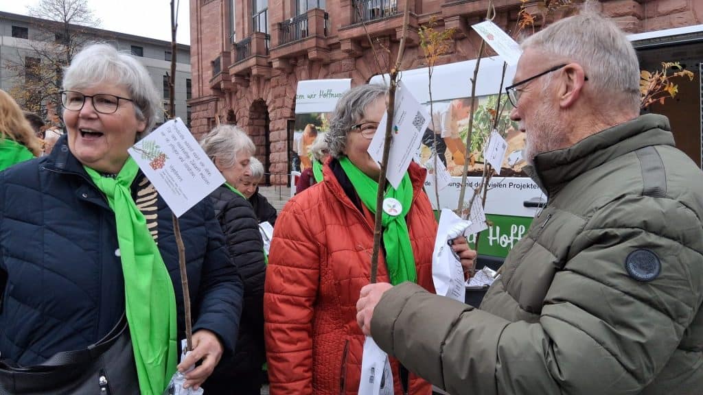 Aktion für Demokratie und Nachhaltigkeit heute in Mainz! – Foto 6